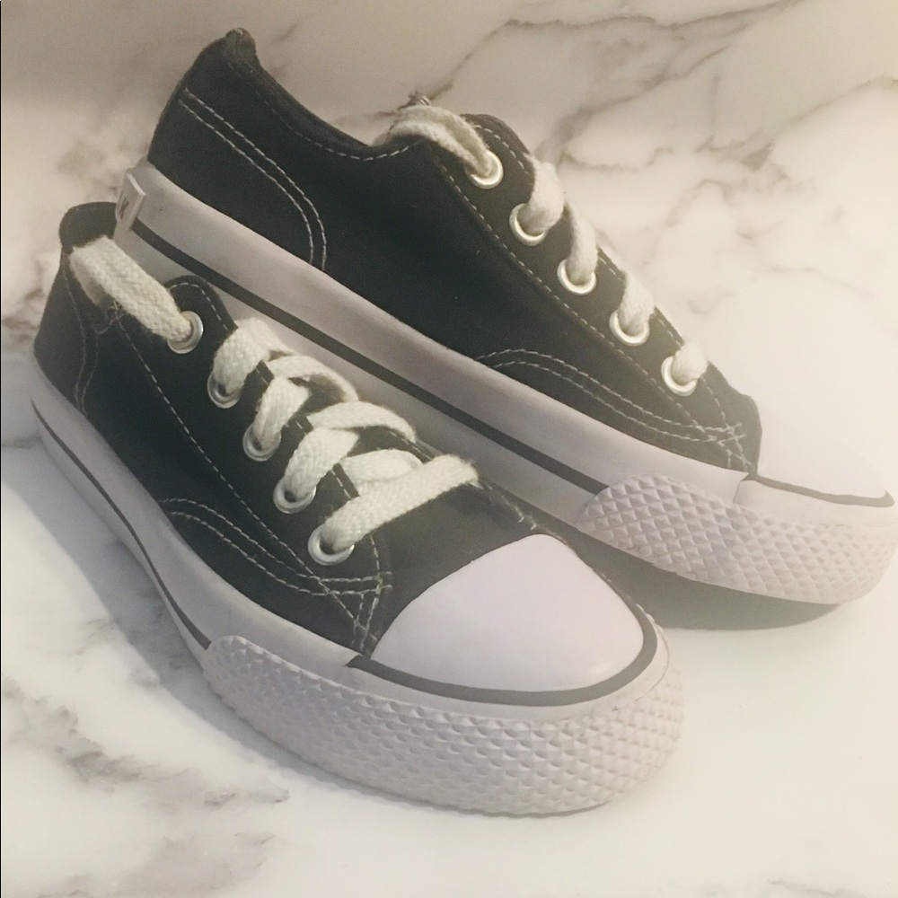 Children’s Airwalk Sneakers